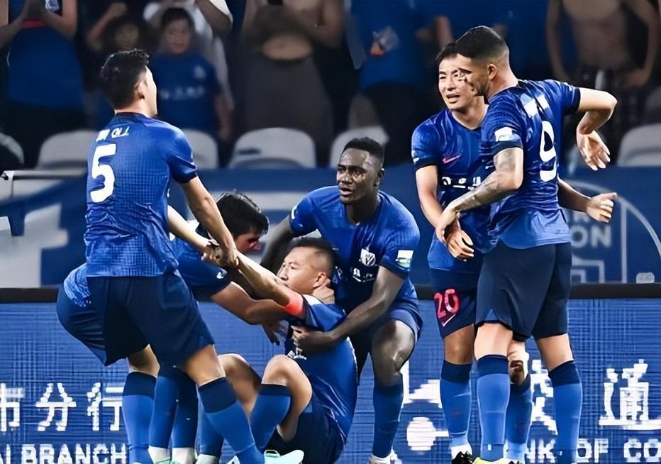 kaiyun sports-意外！阿玛杜和阿苏埃未来仍能代表申花踢亚冠？引发球迷热议