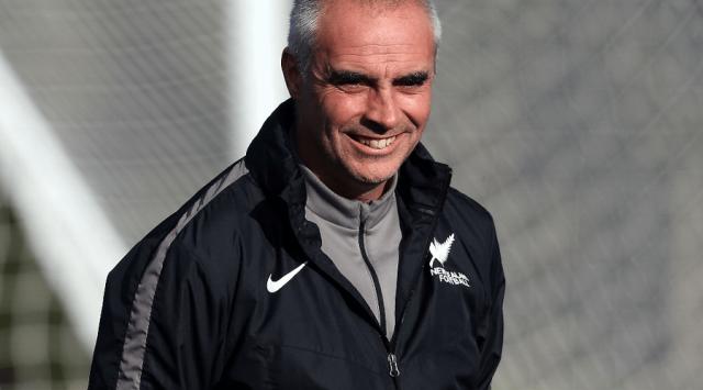 新西兰候选主帅暂缓签约 国青主帅挂帅战中国队