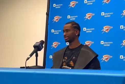 亚历山大谈人手不足：并不重要，现在每支球队都有伤病