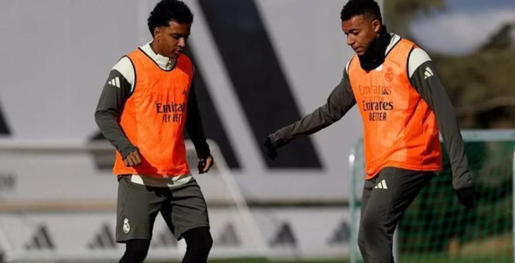 世体：罗德里戈右腿出现超负荷情况，今日未参加球队合练