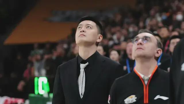 开云娱乐-再次出山救火！曝乌戈接替杨鸣，成为辽宁男篮新主帅