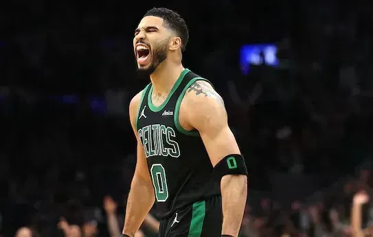 开云APP下载-ESPN预测明日比赛：凯尔特人胜率60.2%，热火胜率39.8%